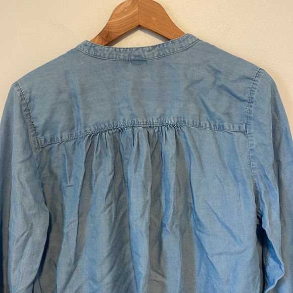 H&M Women’s Denim Blouse - Picture 6 of 6